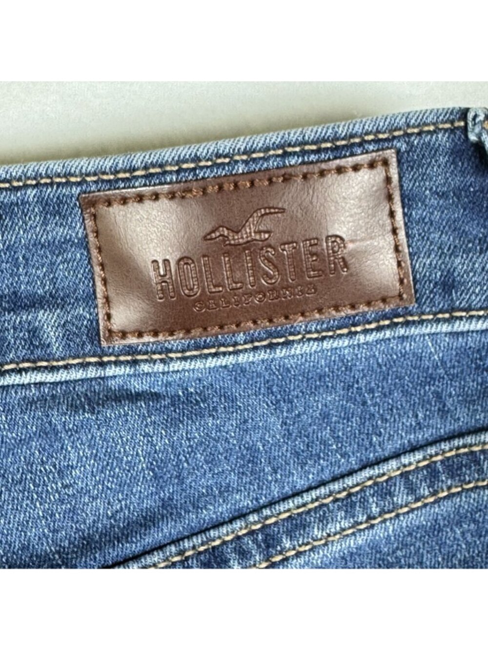 Hollister High-Rise Flare Jeans Womens Size 8S Classic Stretch Blue Denim Y2K - Picture 6 of 10